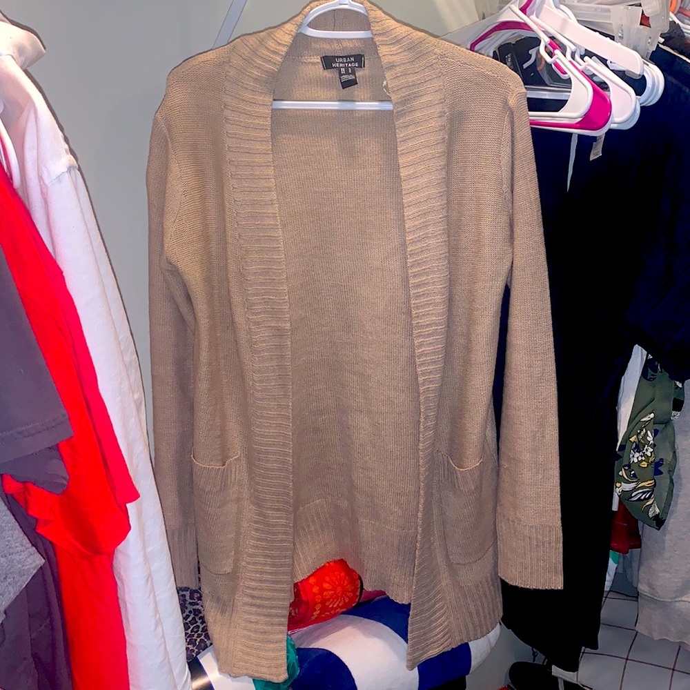 Urban Heritage Tan cardigan. Size Large